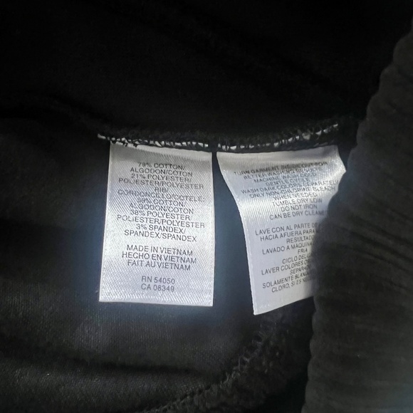 Jones New York Signature's Woman Velour Jacket - Picture 4 of 8